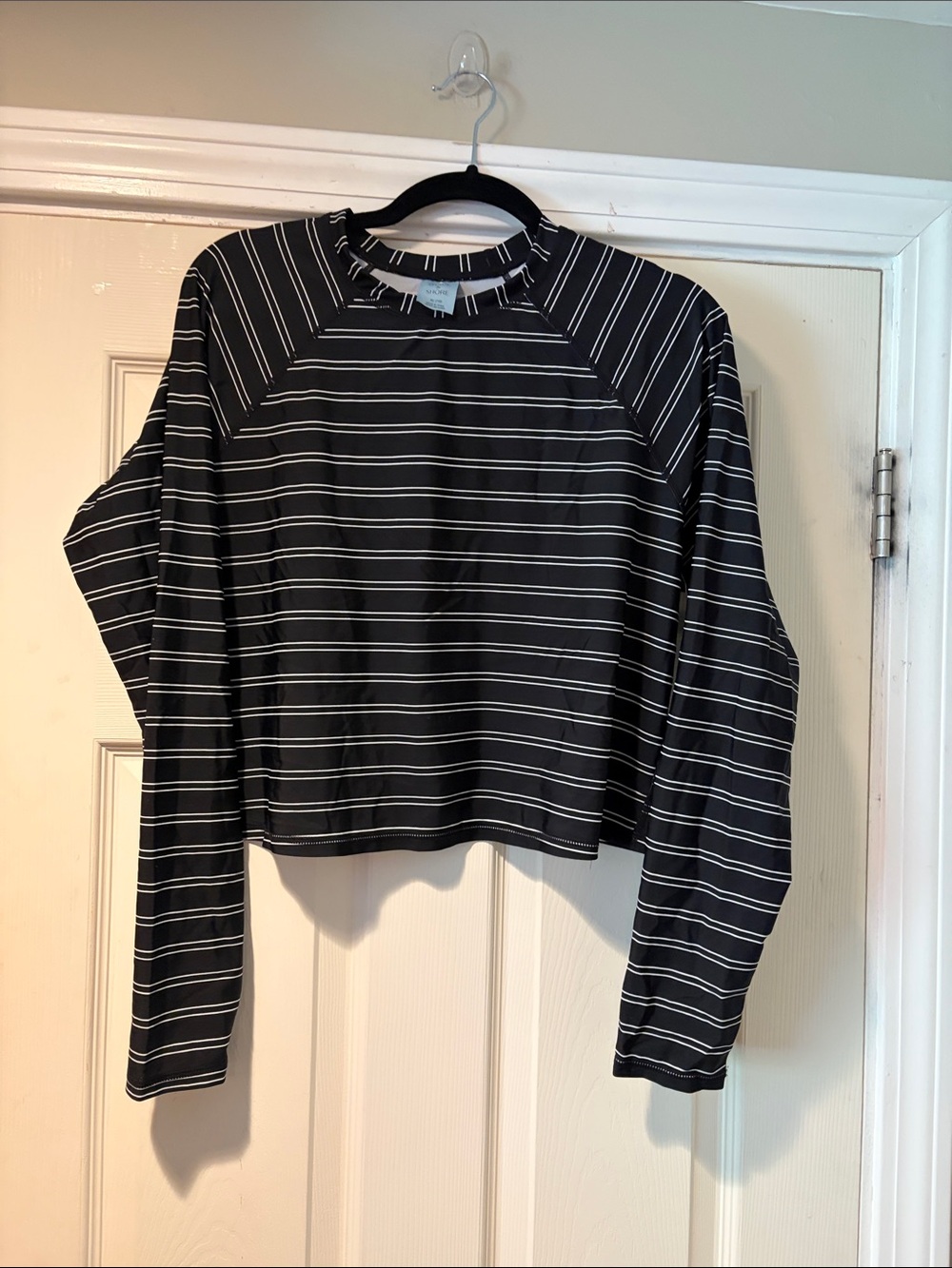Shade & Shore Striped Swim Long Sleeve Crop Top Black and White XL